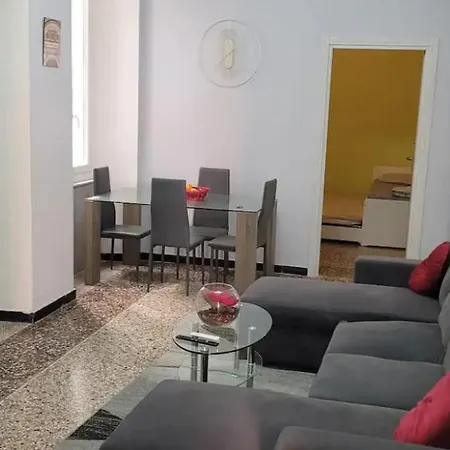The Friend's Hause Genoa