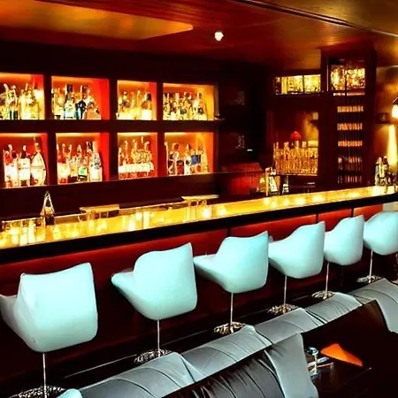 The Friend's Hause Bed & Breakfast