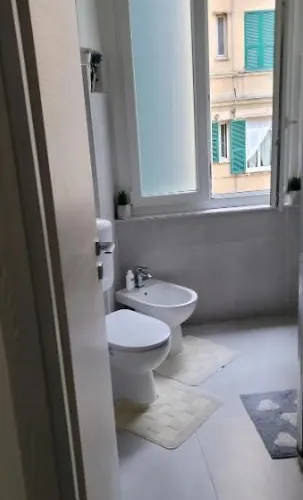 The Friend's Hause Génova